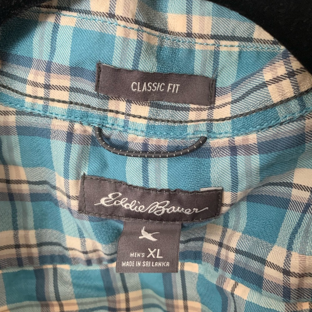 Eddie Bauer Men's Teal and White Plaid short sleeve Shirt with snap buttons. XL